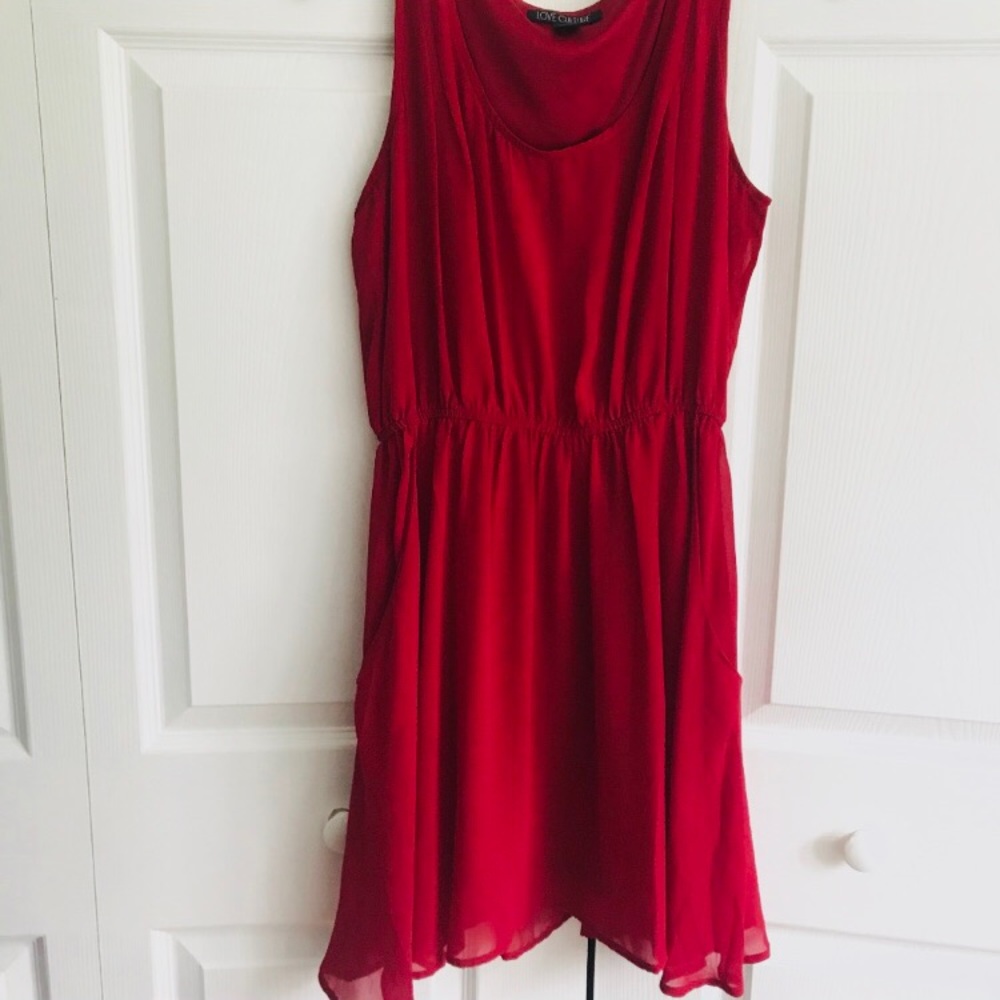 Love Culture / Red Dress